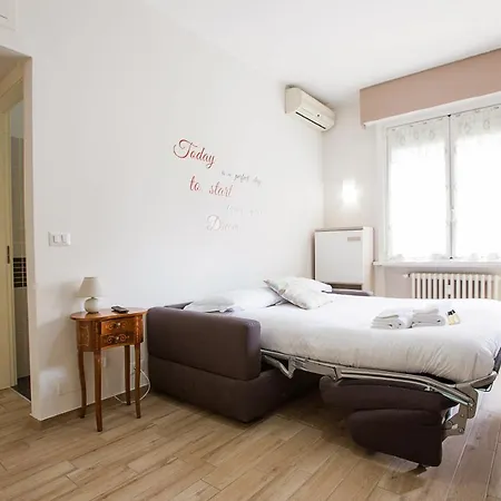 Apartament Lorenteggio *