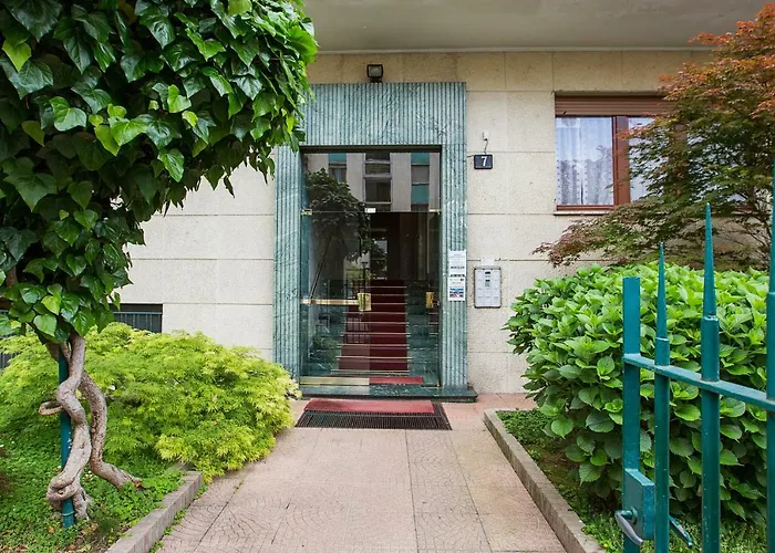 Lorenteggio Apartament